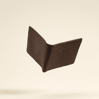 MYVERSE leather wallet detail